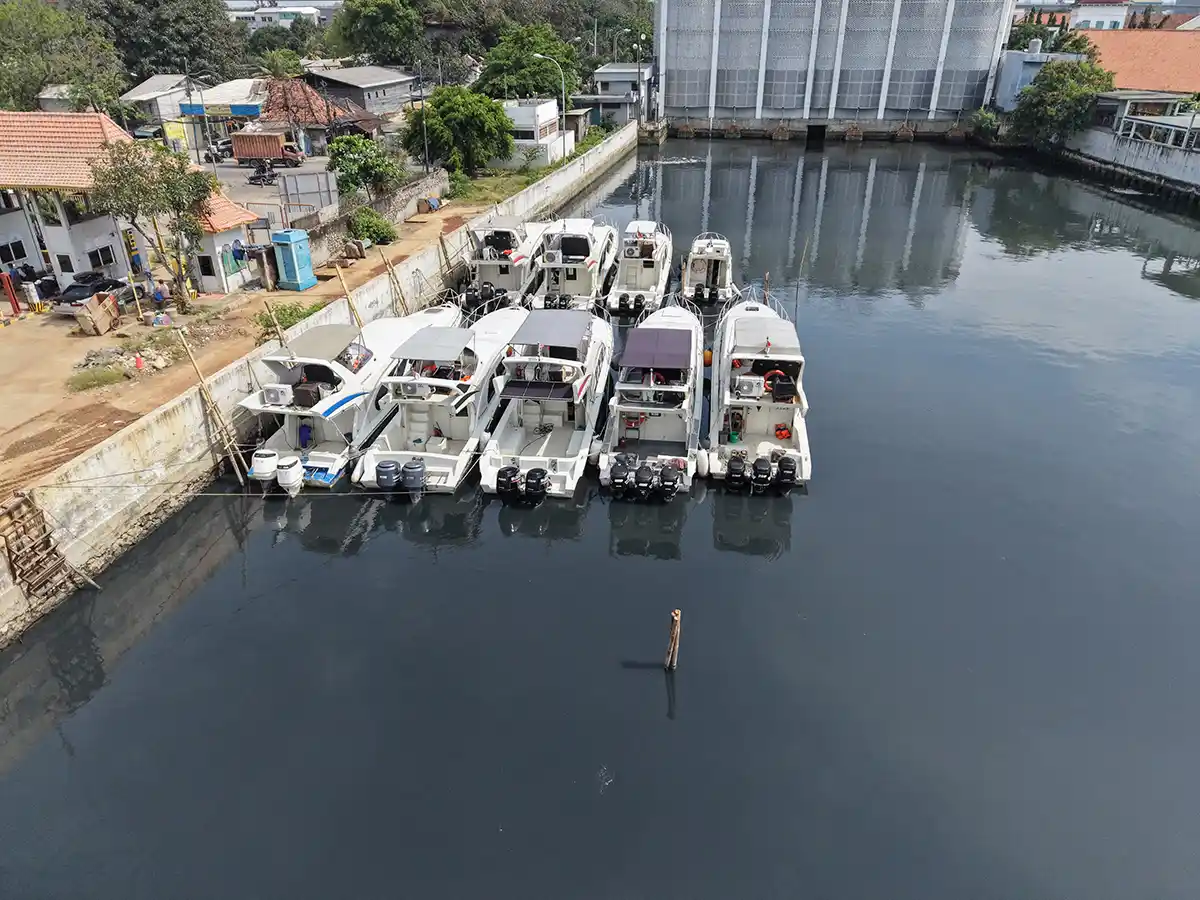 dermaga emberangkatan ke pulau pari dari Pelabuhan Sunda Kelapa 