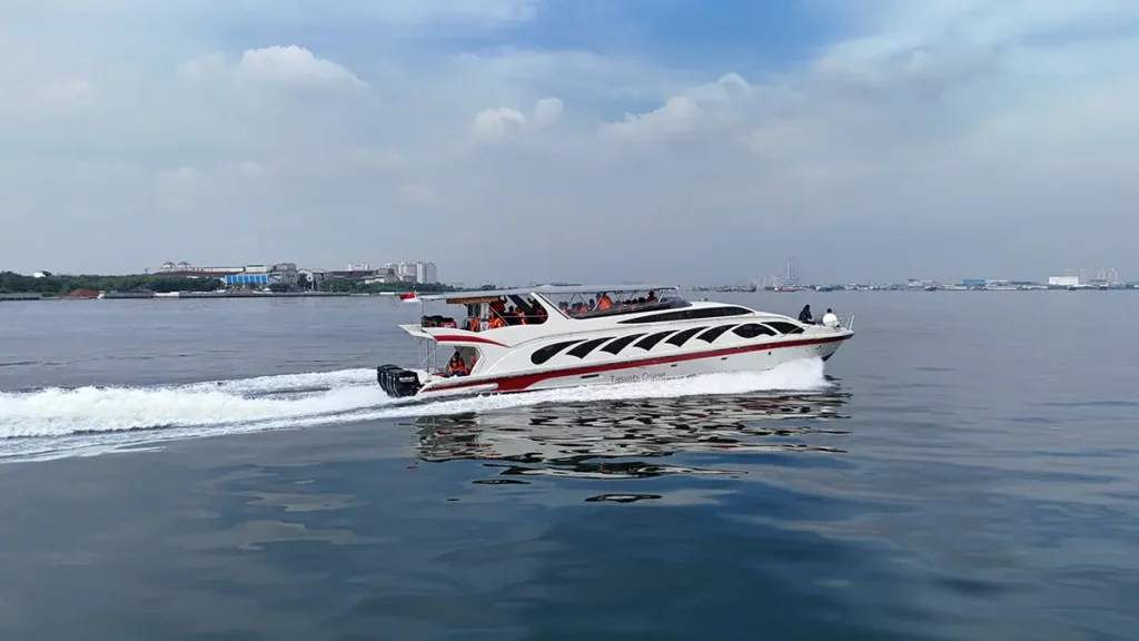 Jadwal Kapal Speedboat Dermaga Baywalk ke Pulau Seribu: Rute, Jam Berangkat, dan Tujuan Pulau 1 kapal reguler biat dari kapal pulau seribu reguler dari Dermaga Baywalk Mall tujuan pulau seribu